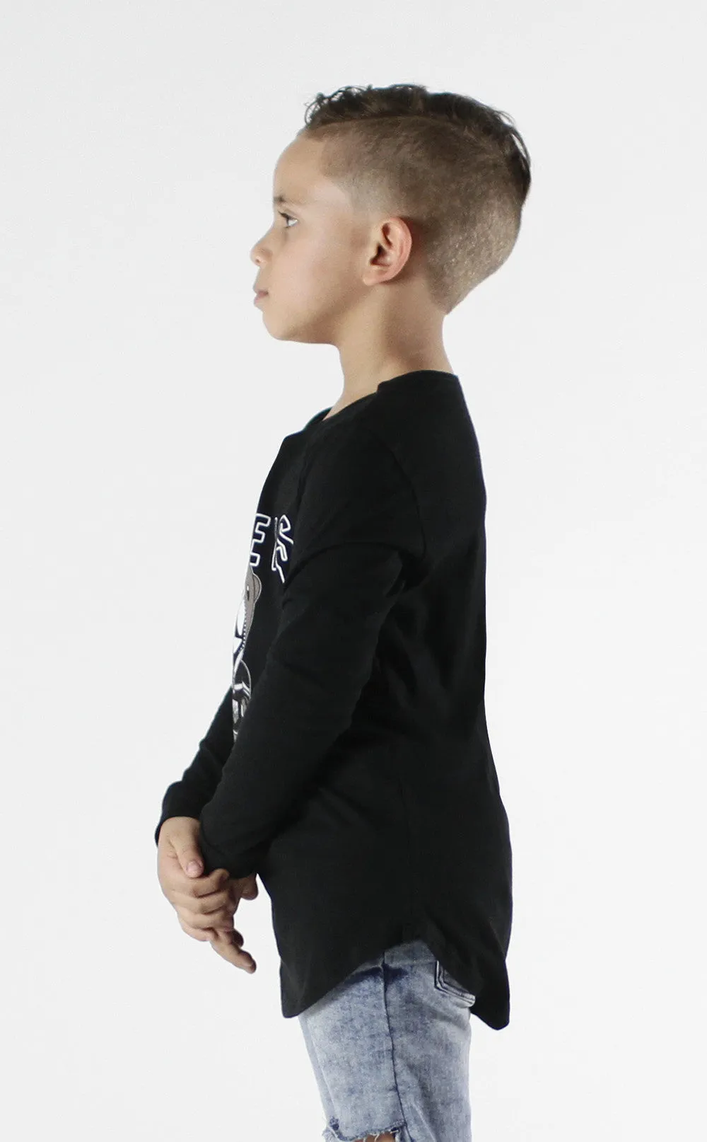 Entree Kids Bear Tour Curved Hem Long Sleeve