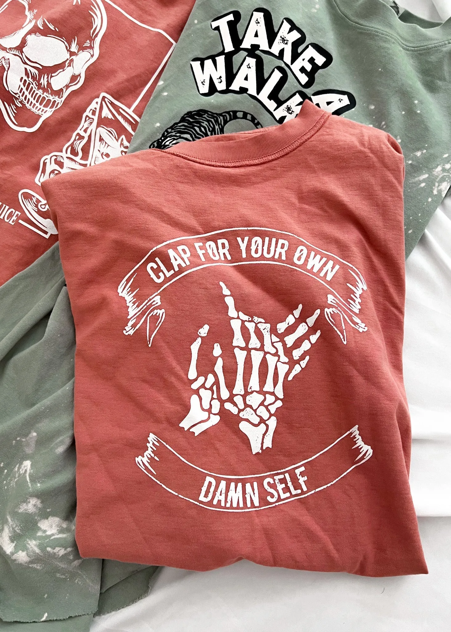 FINAL SALE: CLAP FOR YOUR OWN DAMN SELF SIDE SLIT TEE