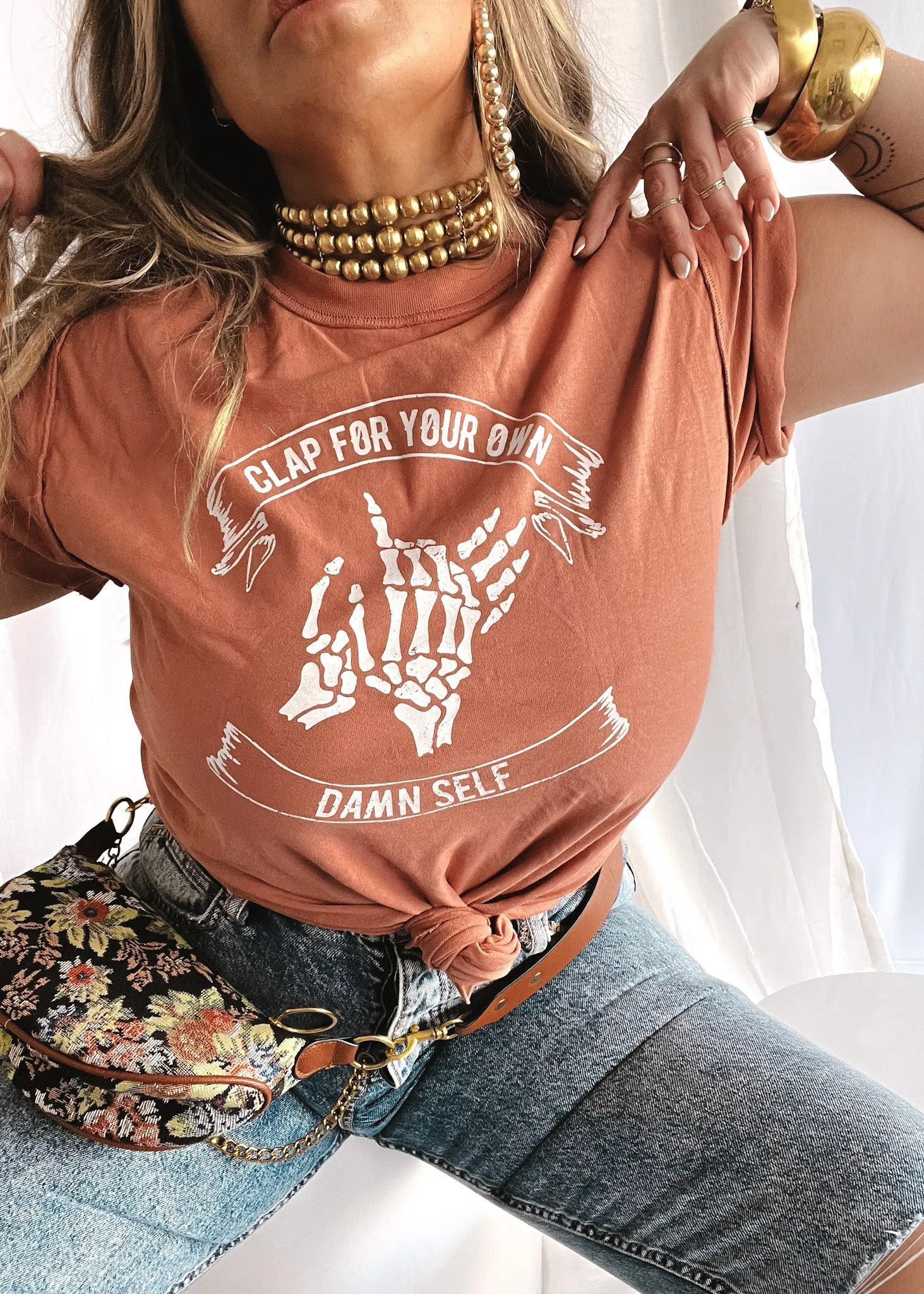 FINAL SALE: CLAP FOR YOUR OWN DAMN SELF SIDE SLIT TEE