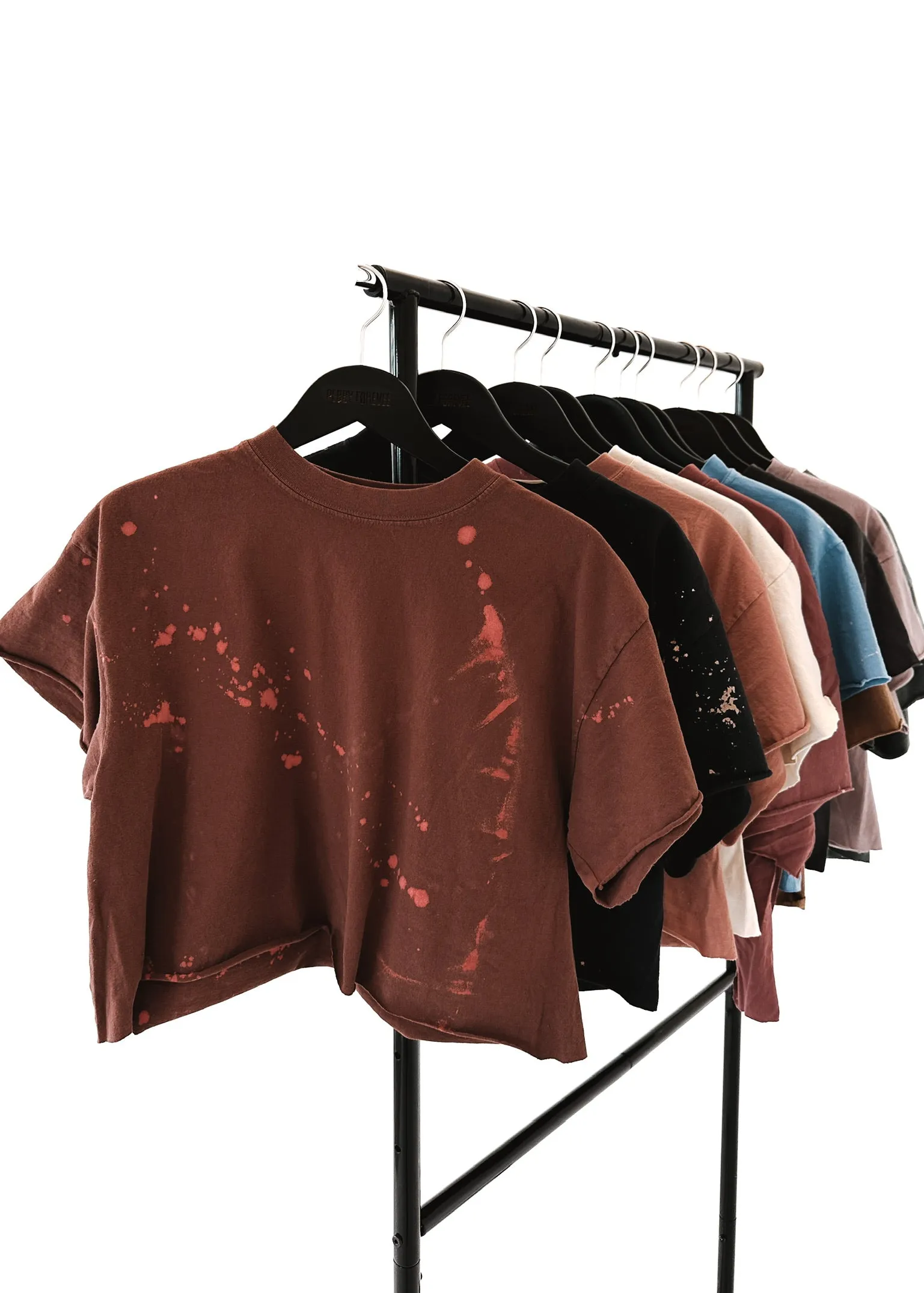 FINAL SALE: CROPPED PEBBY BASICS BLEACHED OUT RUST TEE