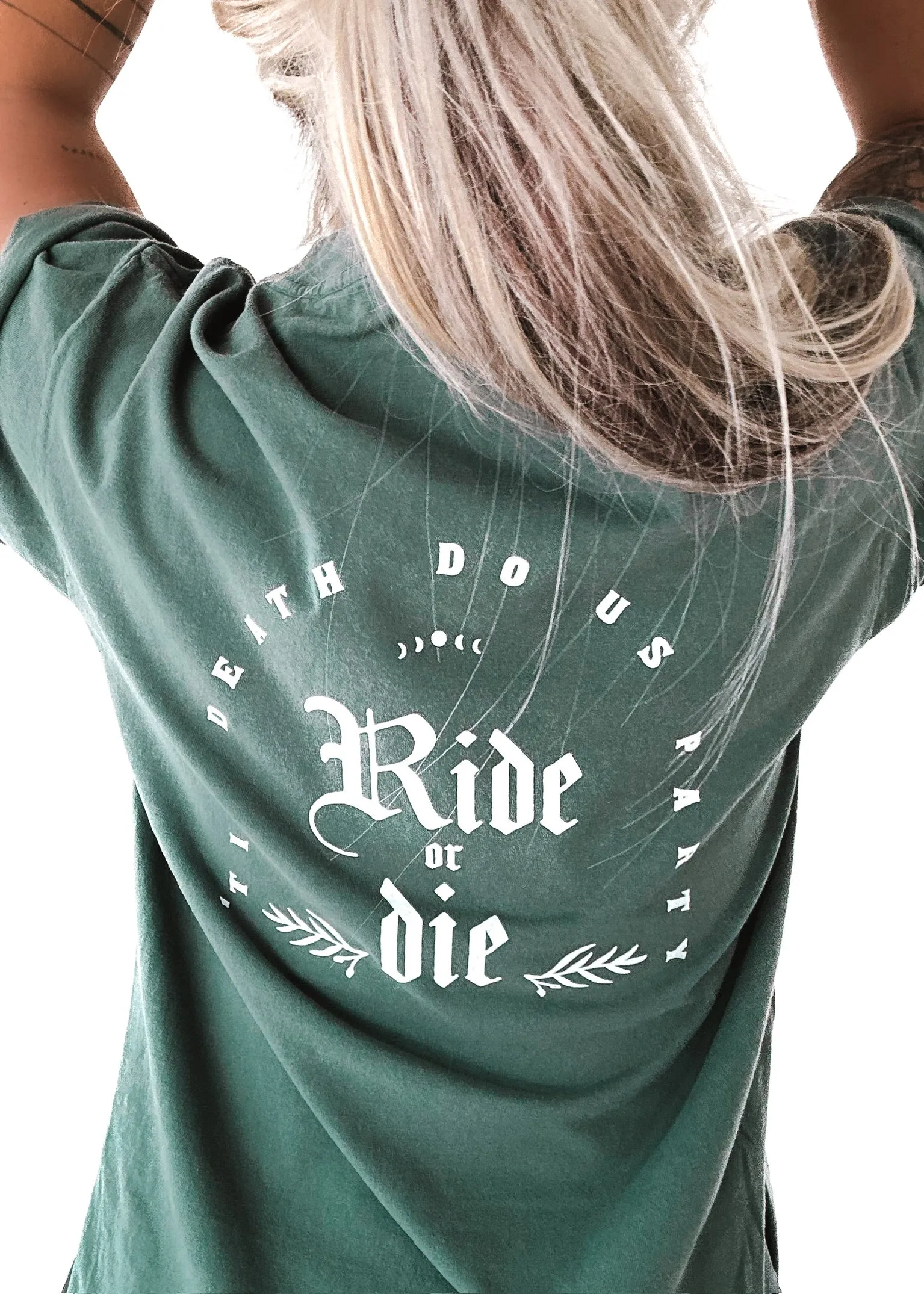 GOTHIC RIDE OR DIE SIDE SLIT TEE