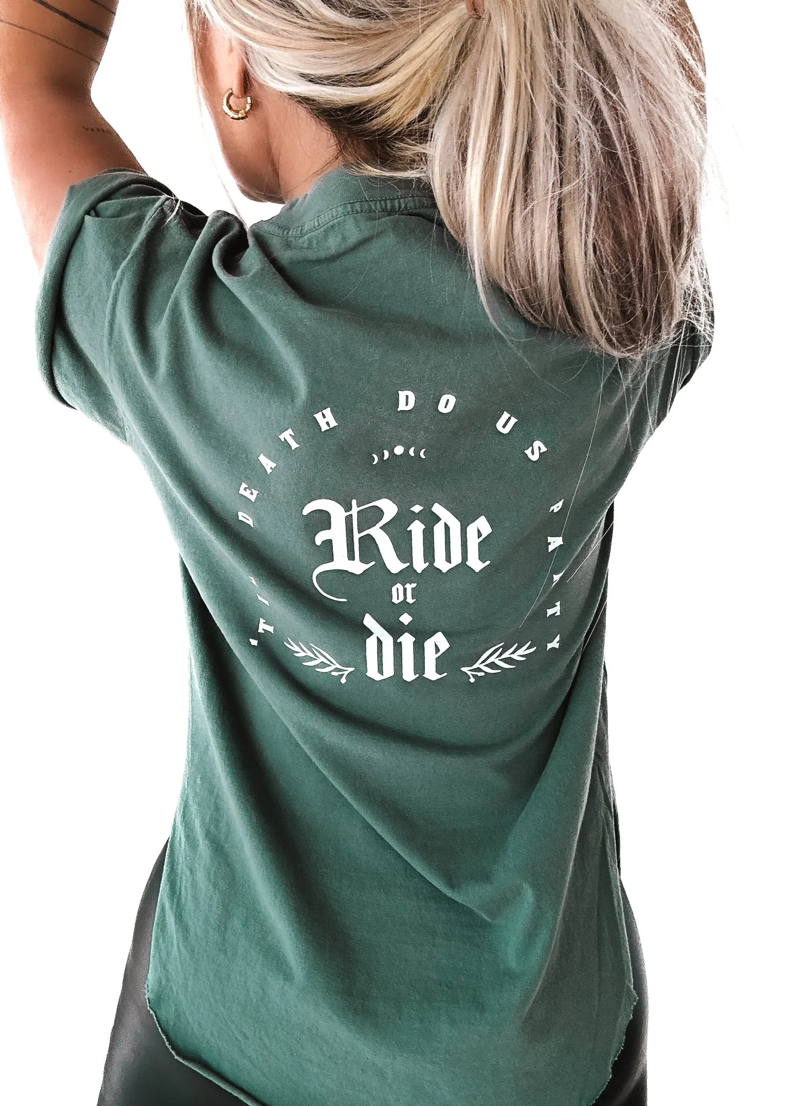 GOTHIC RIDE OR DIE SIDE SLIT TEE